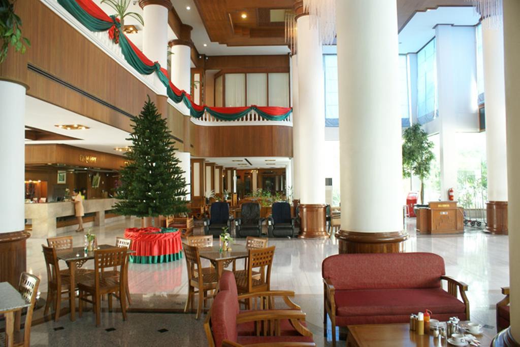 Royal Palace Hotel Патая Екстериор снимка